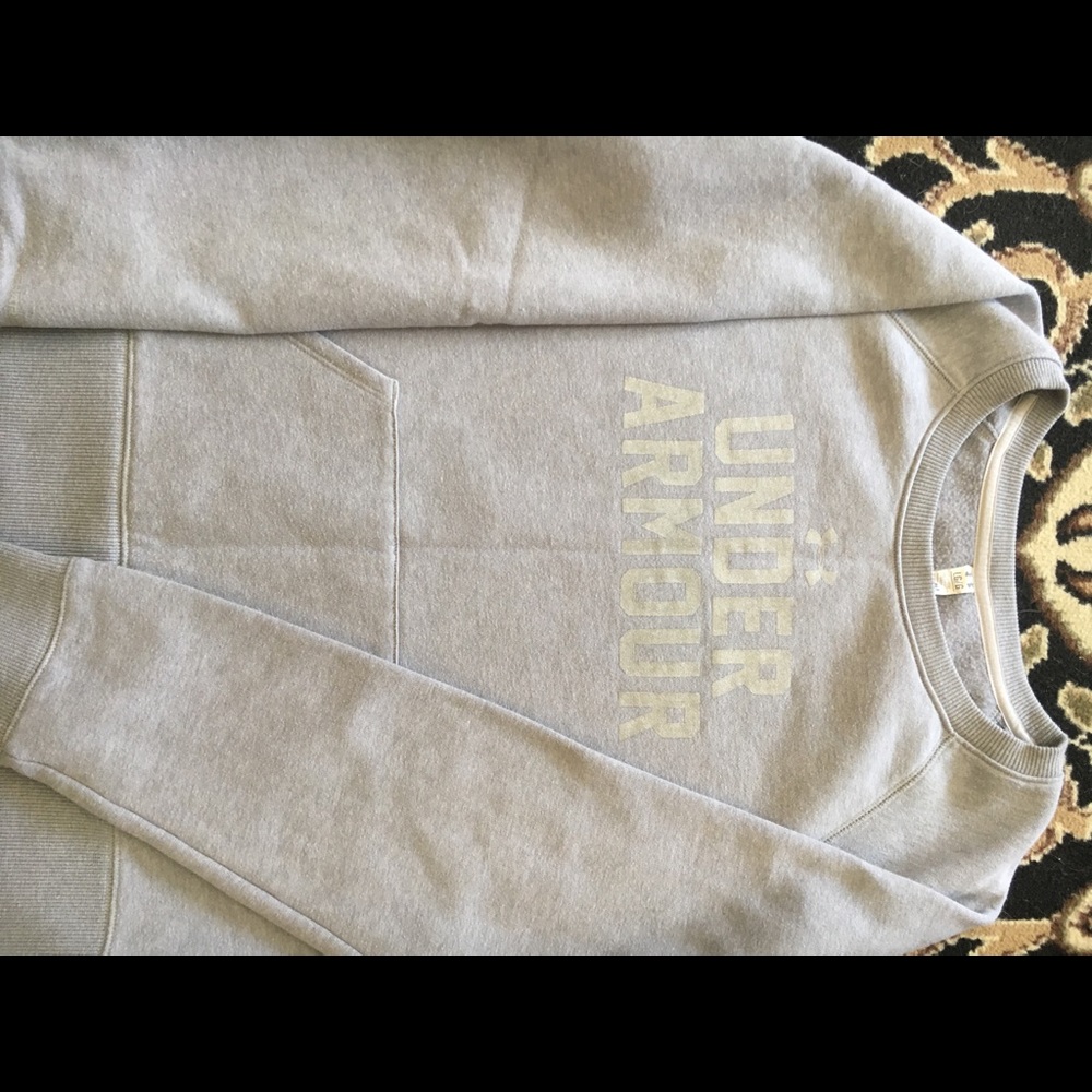 Under Armour crew neck sweatshirt